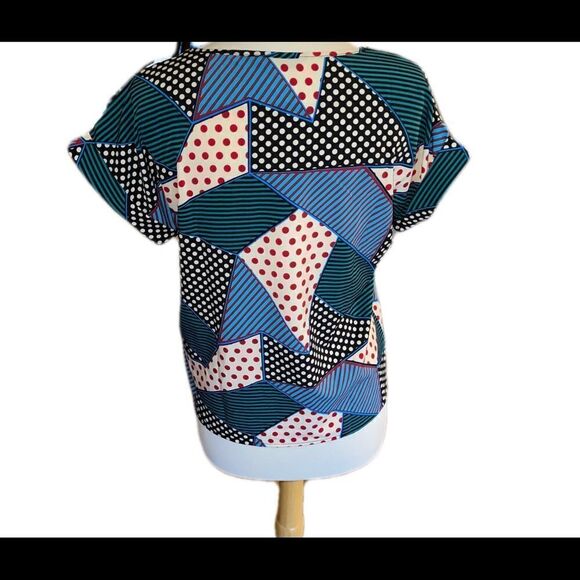 SHEIN Short Sleeve Shirt Medium - Picture 5 of 7